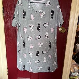 Gray Cat Print Short Sleeve Night Gown